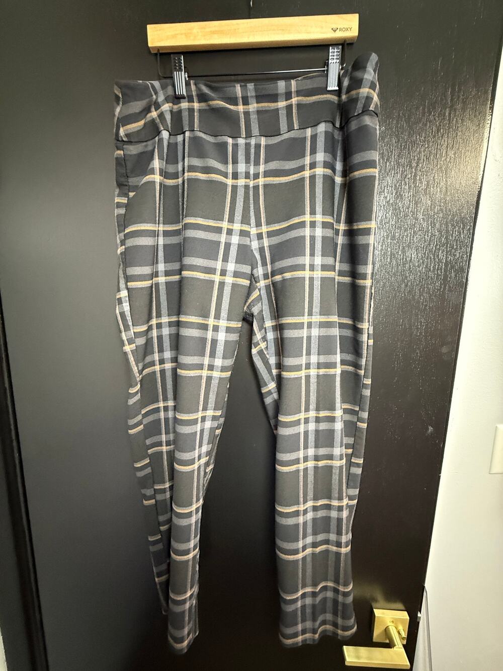 Zac & Rachel Plaid Pull On Pants Womens 14 Black Gray Stretch Trousers